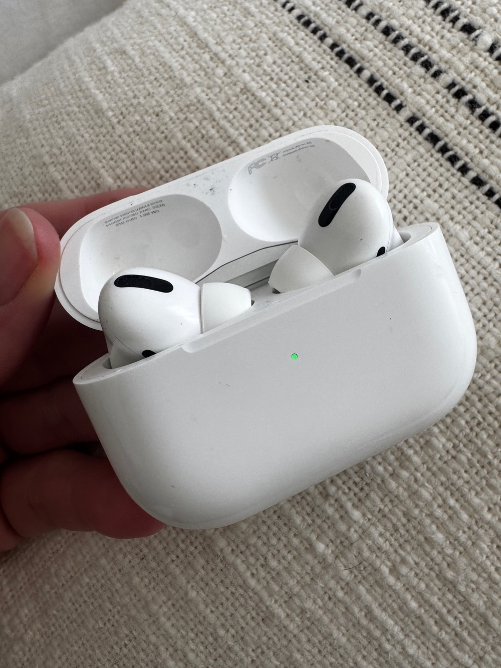 AIRPODS PRO - First Gen